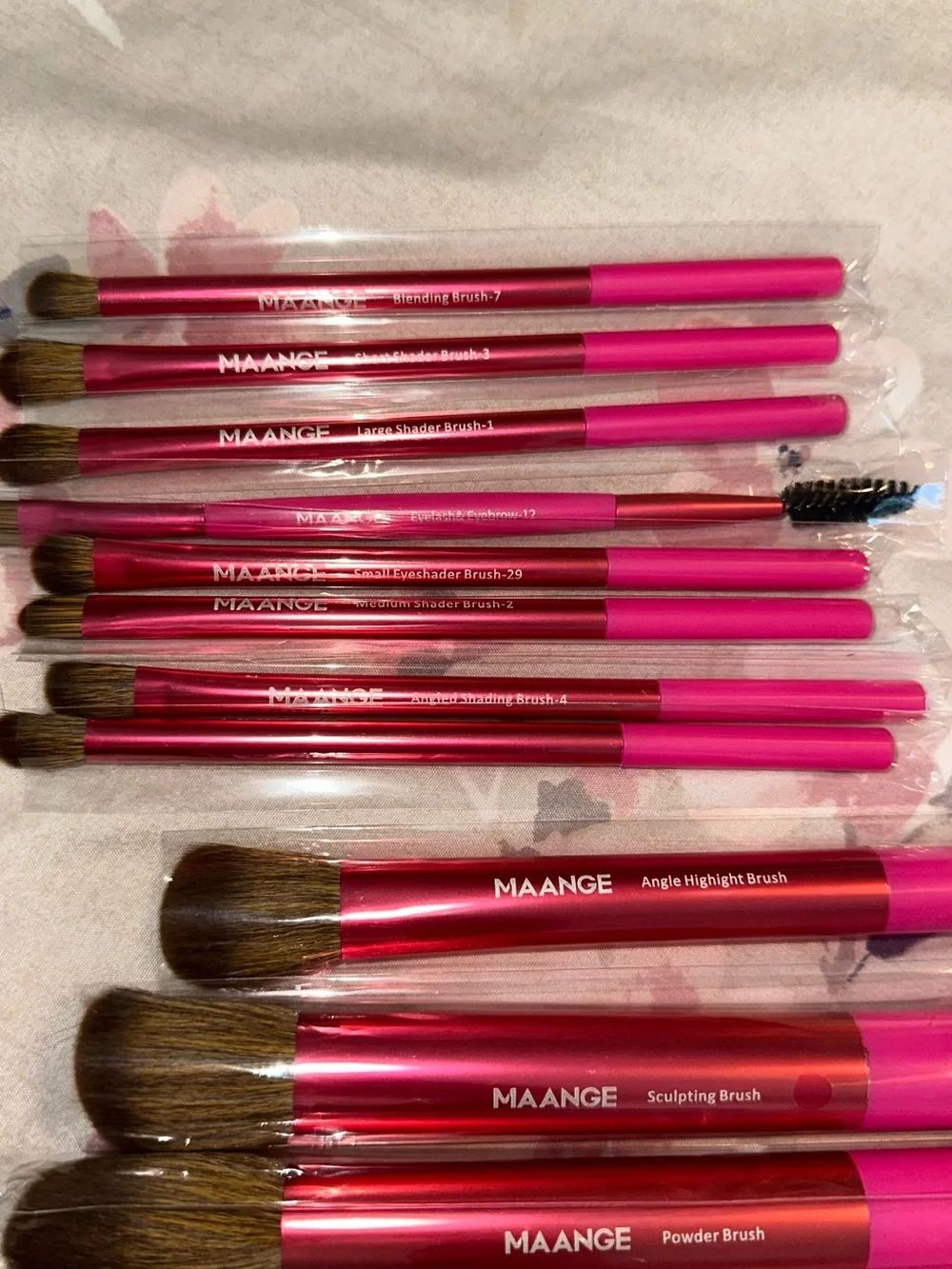 Pink Professional Brush Set — 12-Piece Women’s Makeup Brushes
